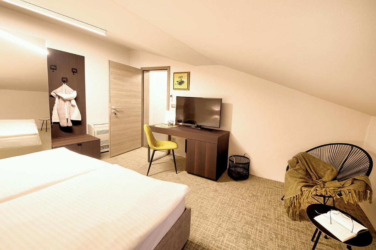 Aldila Art Rooms, Apartment And Vacation House Smartno Ngoại thất bức ảnh