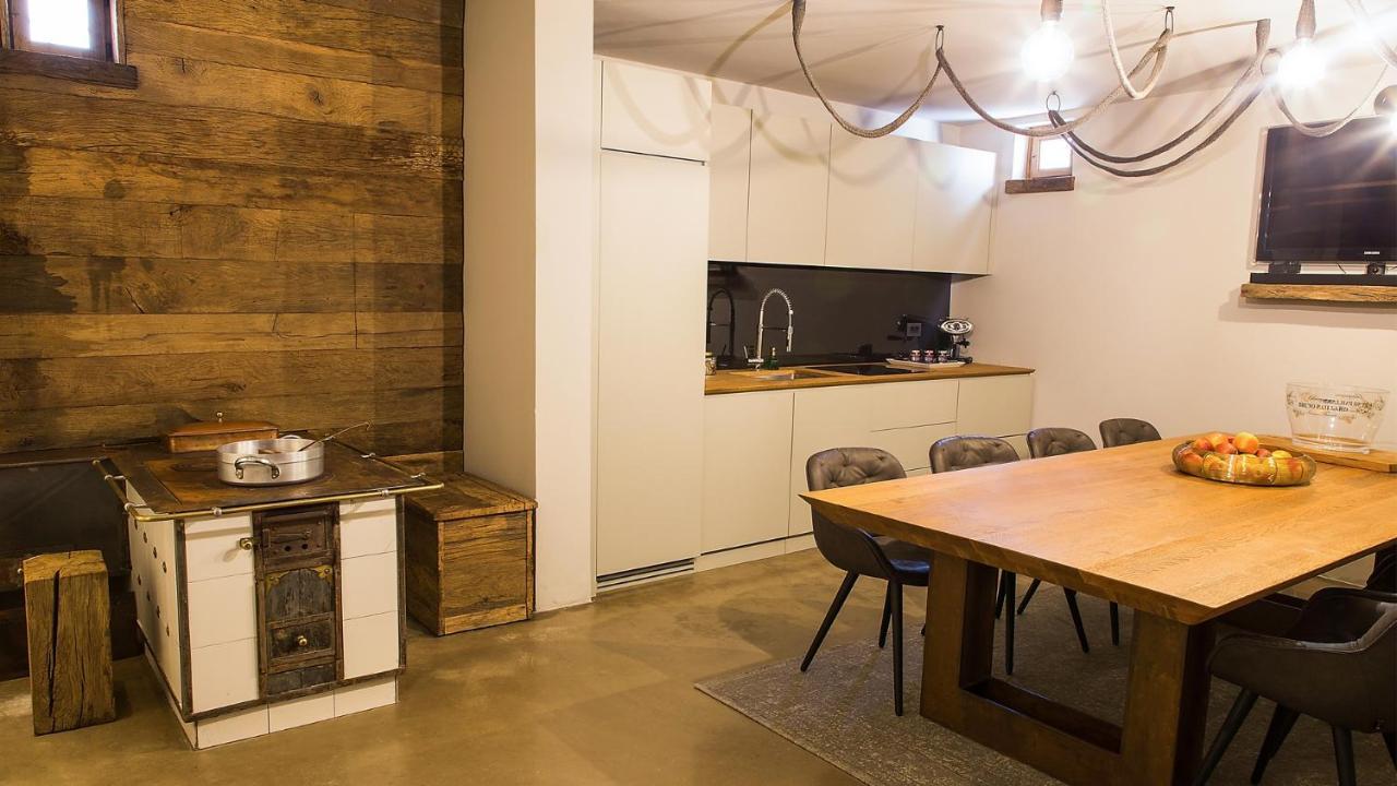 Aldila Art Rooms, Apartment And Vacation House Smartno Ngoại thất bức ảnh